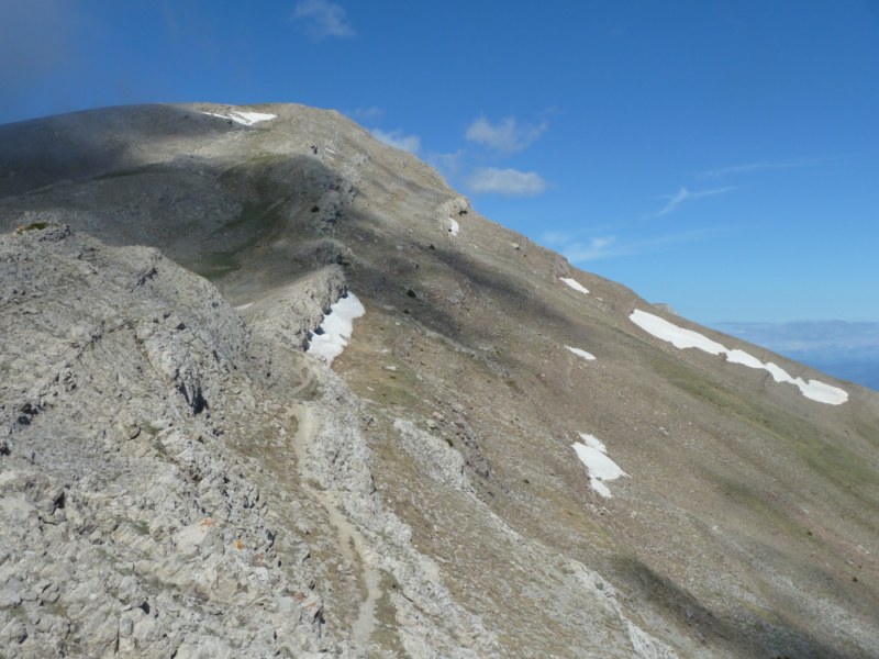 Tram directe d'ascenció fins al Comabona pel fil de la carena des del coll dels Terrers